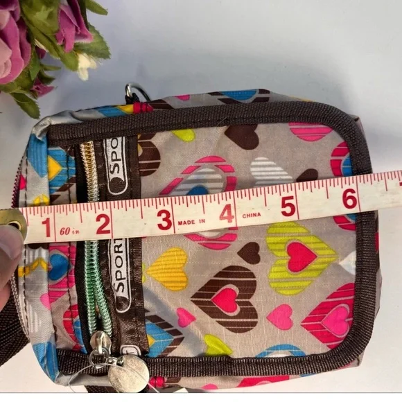 MOCK Lesportsac Inspired Heart Pattern Crossbody Bag - Multicolor - Picture 2 of 8